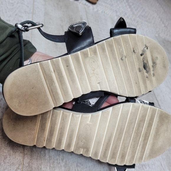 Reba Nallie Snakeskin Open Toe Sandals Size 6.5 - Picture 8 of 8